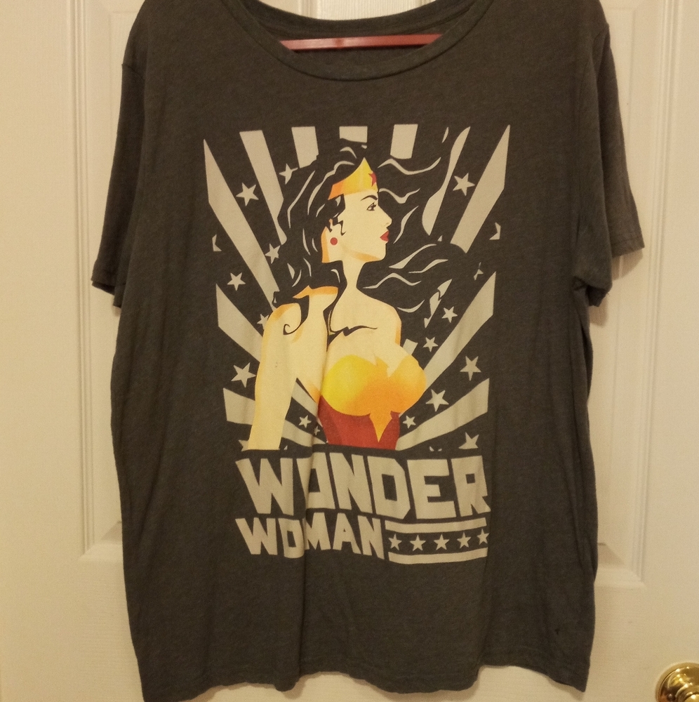 Wonder Woman tee